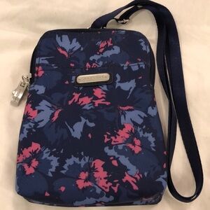 BAGGALLINI CROSSBODY BAG NWT Lost but Found!!